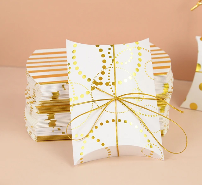pillow gift boxes1
